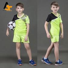 فروش عمده ست لباس ورزشی بچه گانه فوتبال